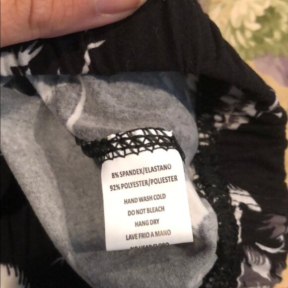 Legging army 14-20 size Plus one size NWT Floral Extremely Soft Host Pick - Picture 4 of 9